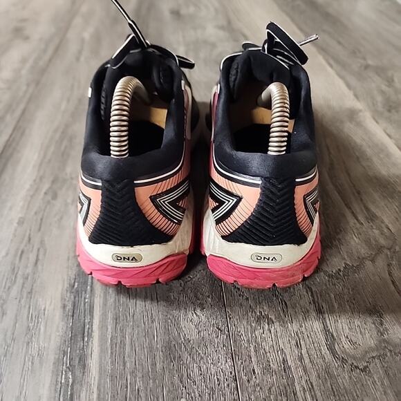 Brooks Womens Ghost 10 Black Pink Running Shoes Sneakers Size 7B - Picture 3 of 9
